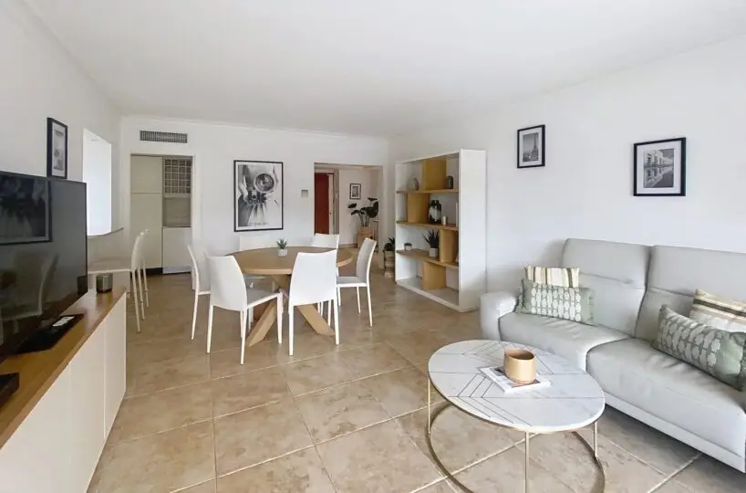 T3 Bijou Plage Salon