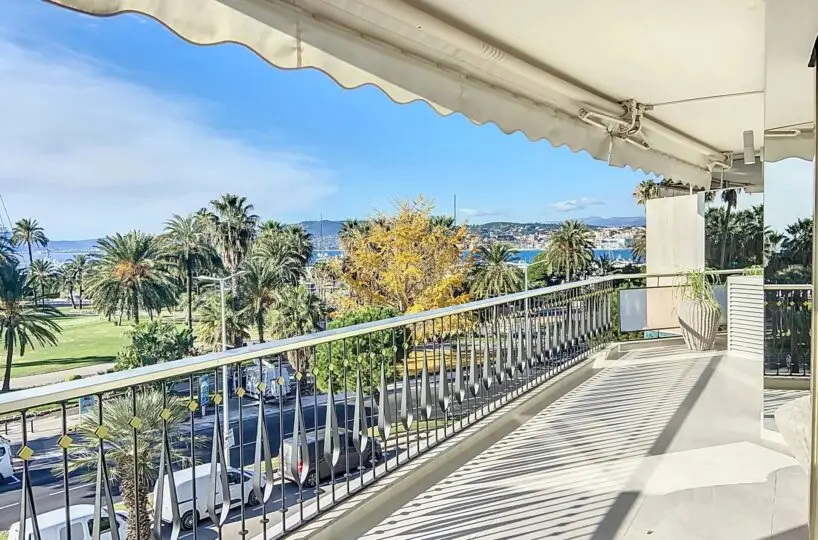 T3CannesPointeCroisetteTerrasseVueMer