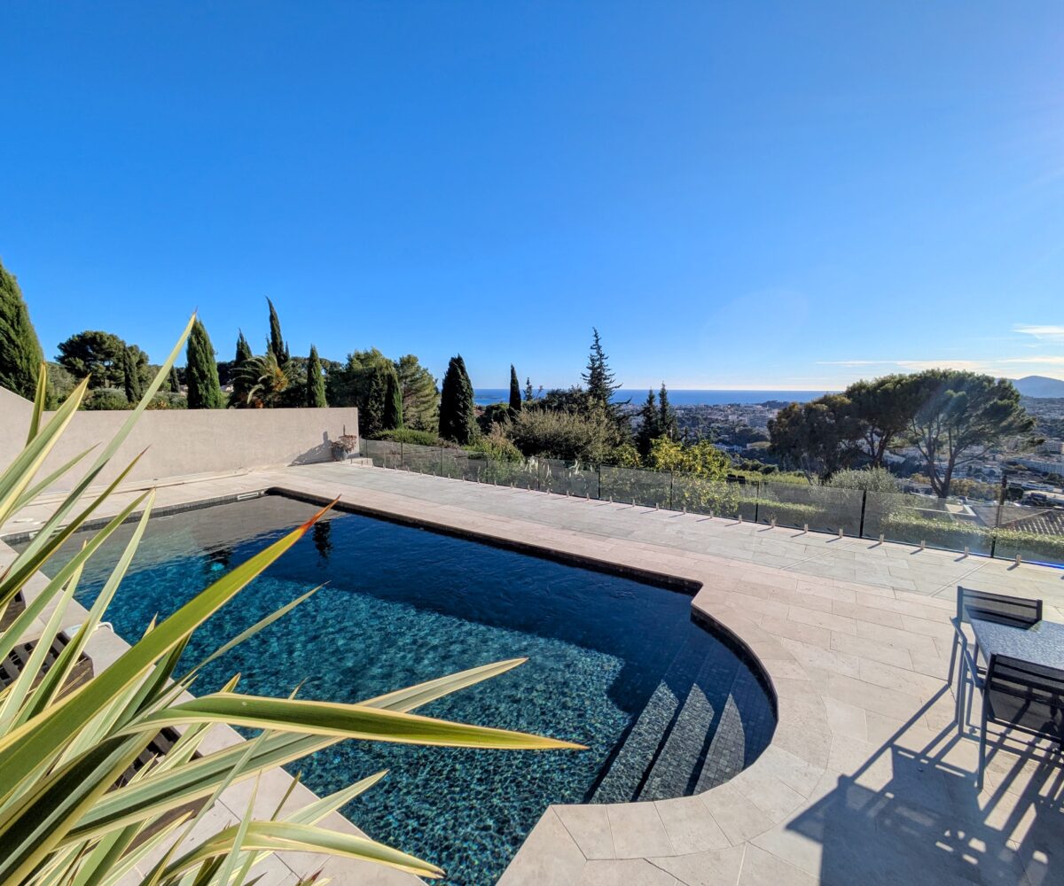 Villa T6 Mougins Piscine vue mer