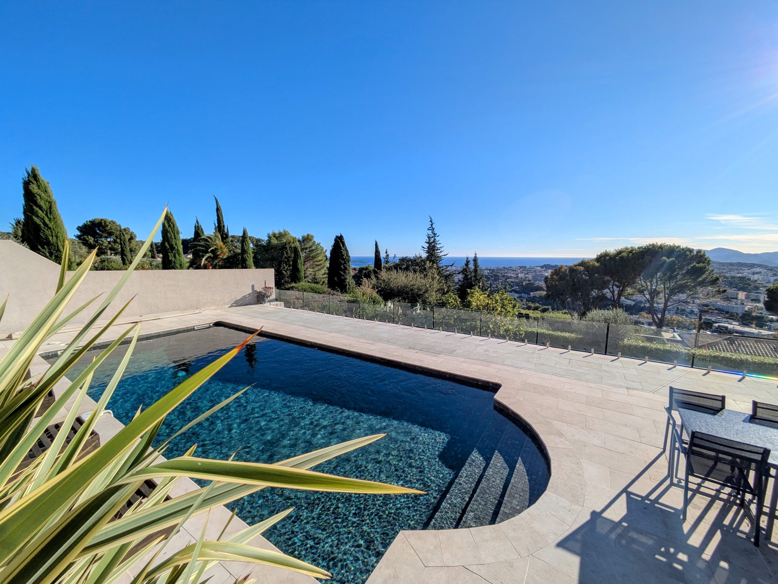 Villa T6 Mougins Piscine vue mer