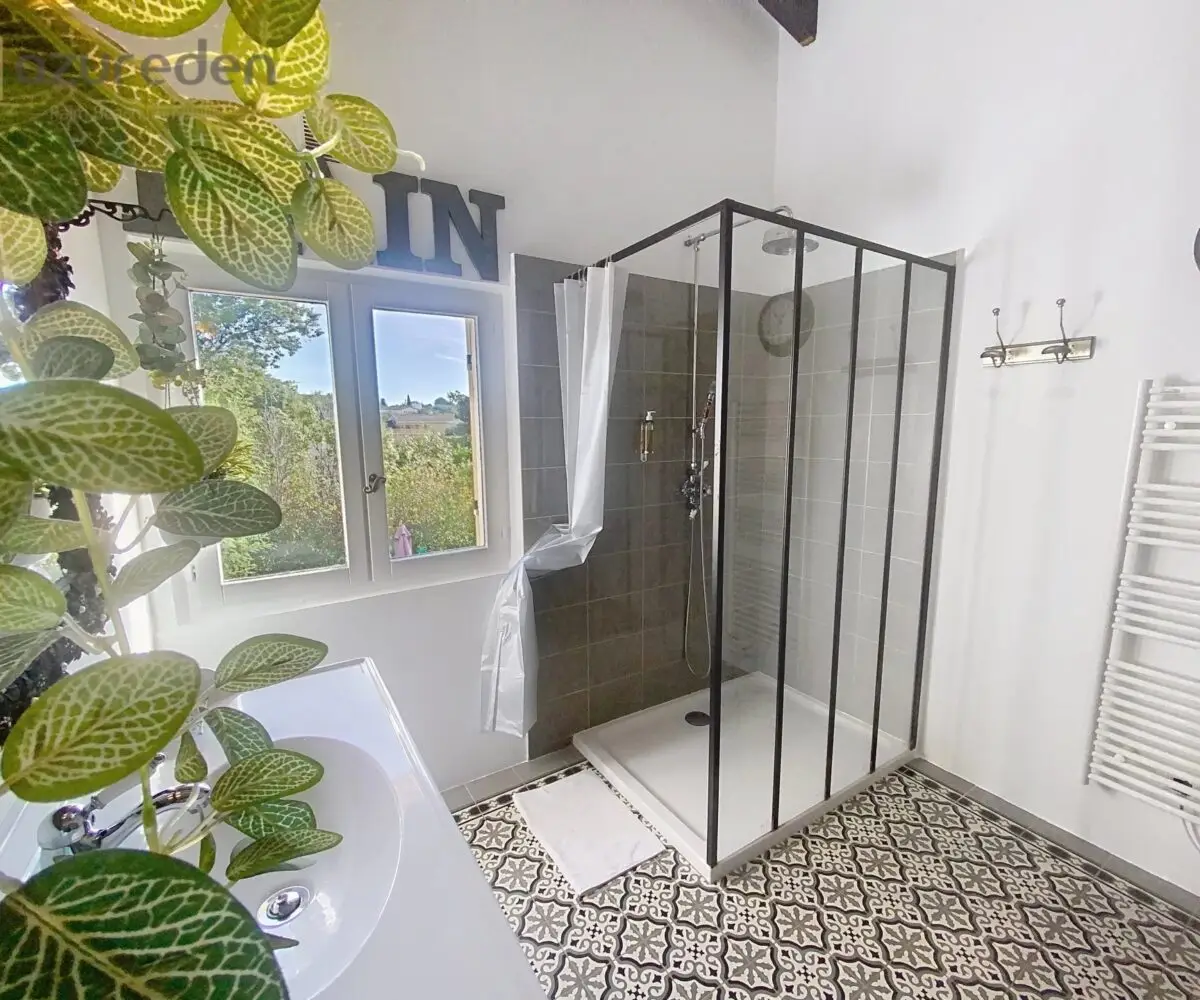 Maison T4 Croix Gardes Douchejpg