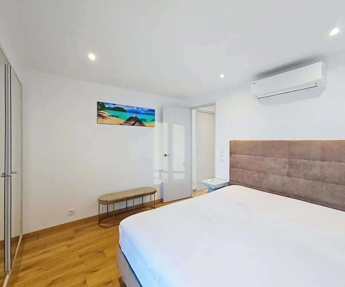 T2 Dernier etage Chambre