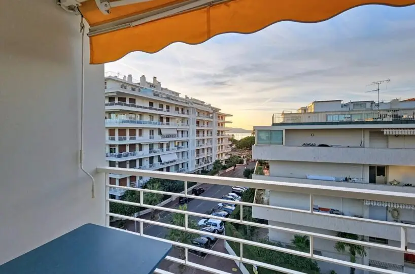 T2 Dernier etage Vue degagee