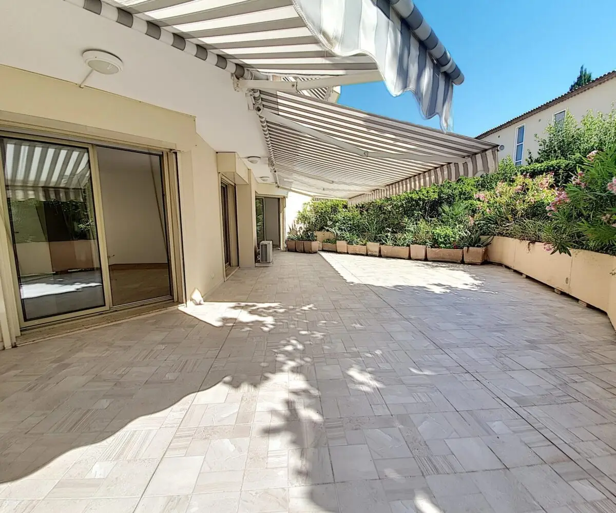 T2 RDJ Moure Rouge Terrasse