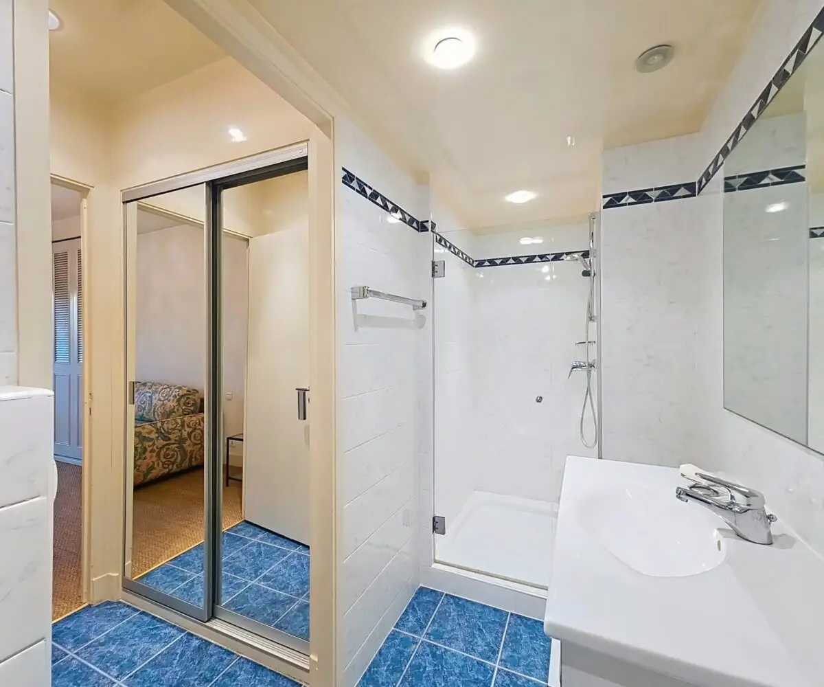 T3 Gazagnaire Salle de douche