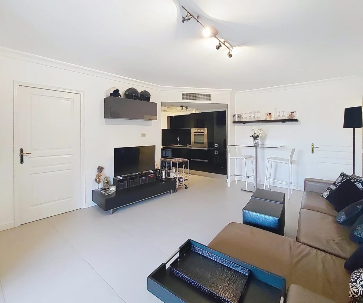 T2 Palm Beach Etage élevé Salon