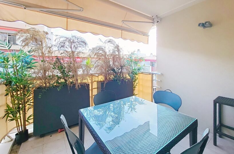 T2 Palm Beach Etage élevé Terrasse