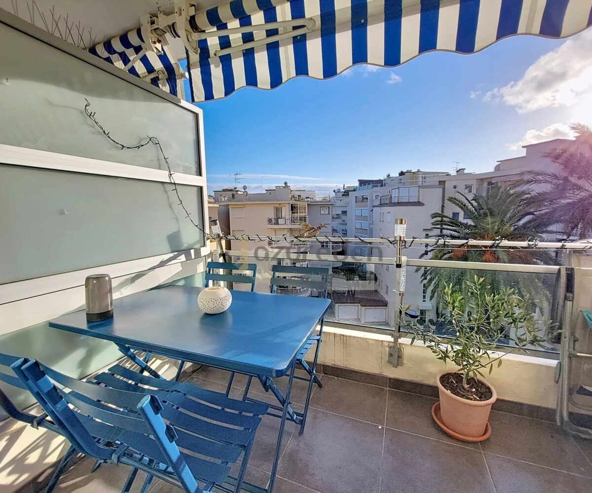 T2 Place Etang Terrasse Couverte