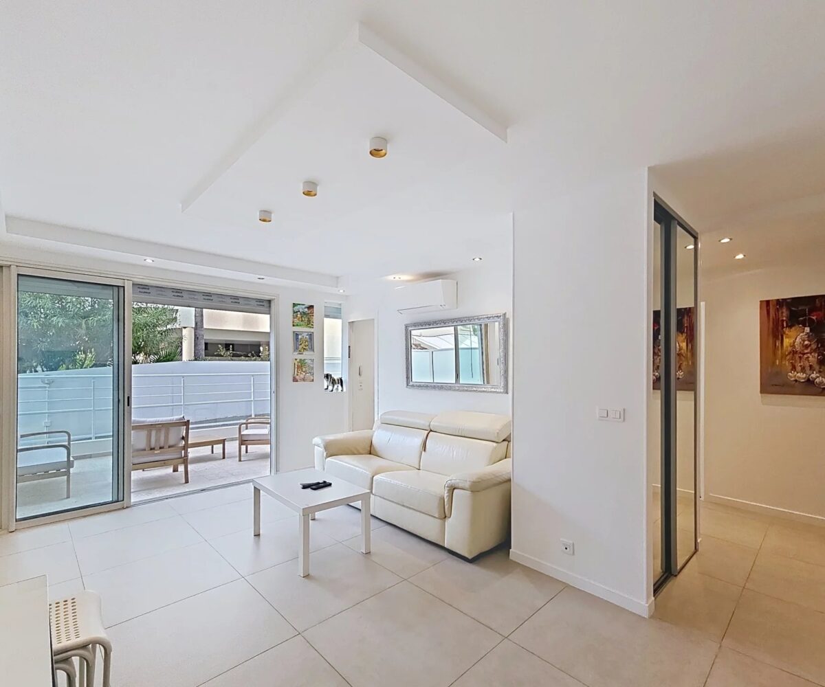 T2 RDJ Palm Beach Piece de vie