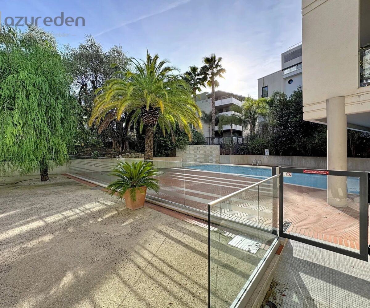 T3 Montfleury Piscine sécurisée