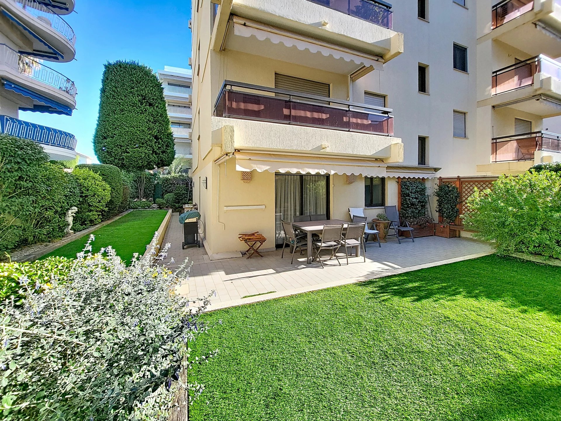 T4 Palm Beach RDJ Jardin arboré