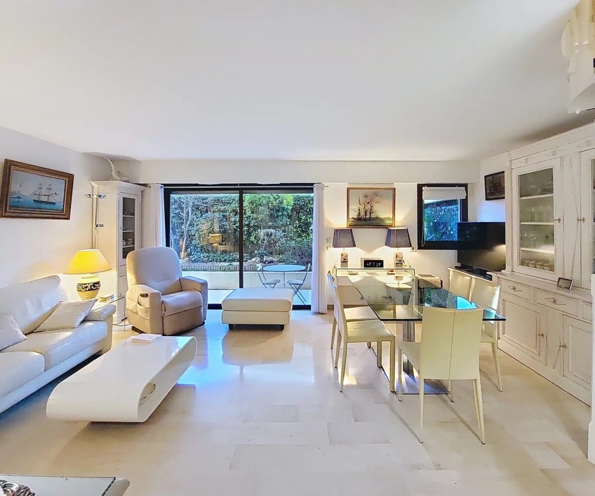 T4 Palm Beach RDJ Salle a manger