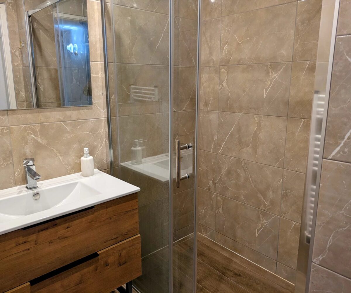 T2 Moure Rouge Salle d'eau