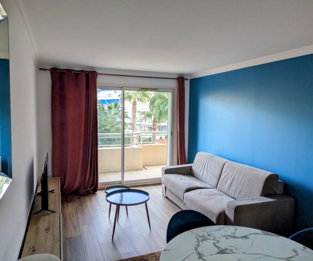 T2 Moure Rouge Salon Terrasse