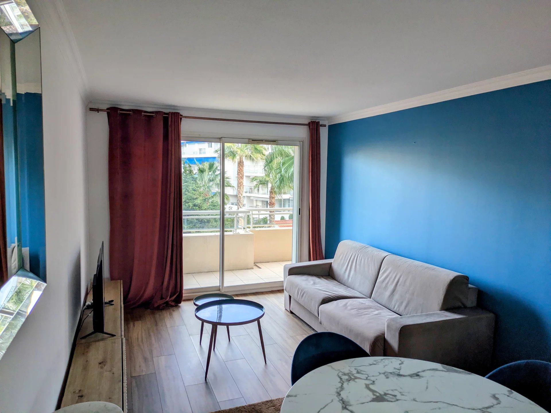 T2 Moure Rouge Salon Terrasse