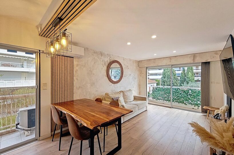 Boulevard Alexandre III, 06400 Cannes 1 T2 Renove Basse californie Sejour