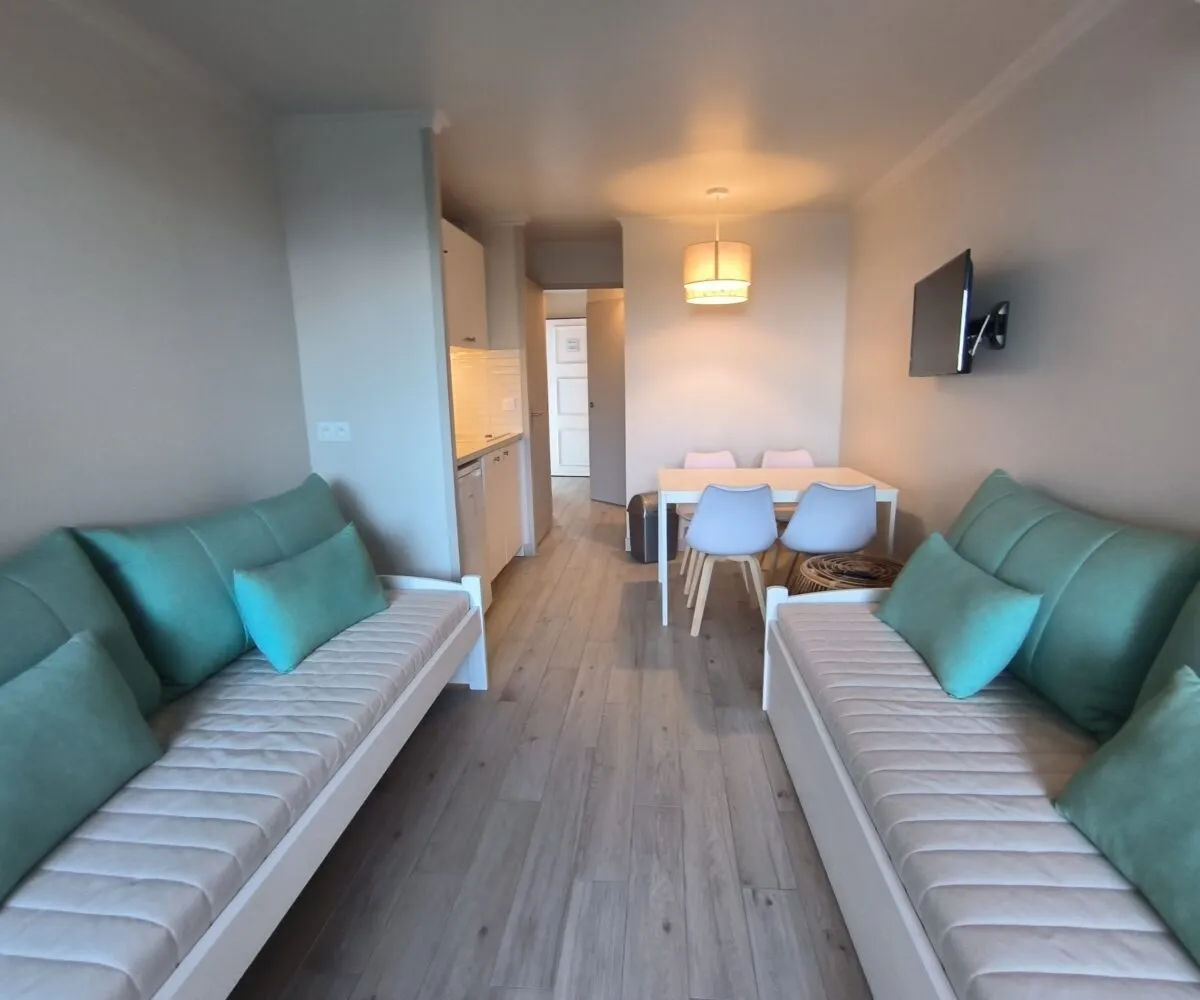 T1 RDC Croix Gardes Salon