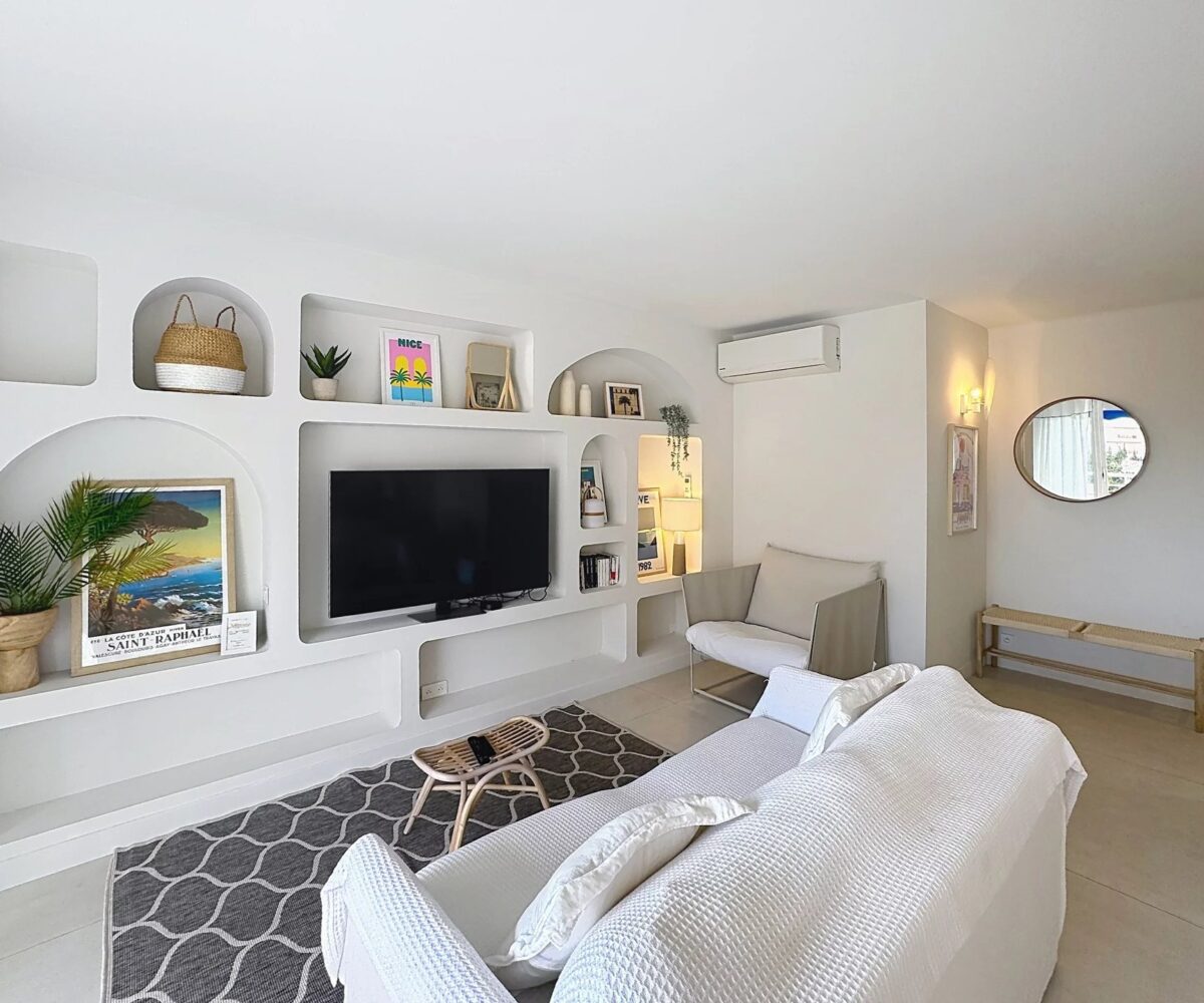 T2 Renove Palm Beach Salon