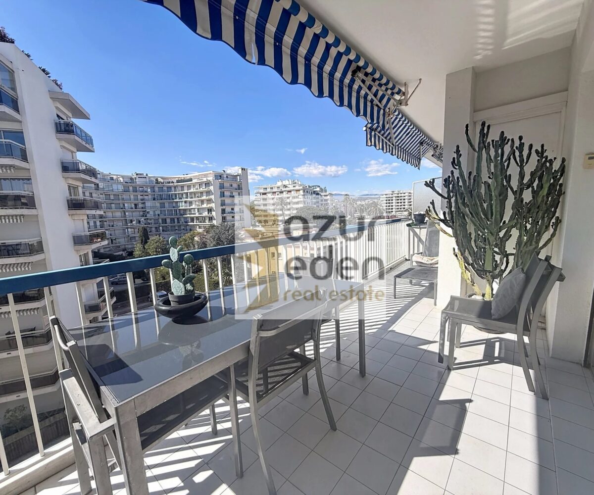 T2 Etage eleve Terrasse dinatoire