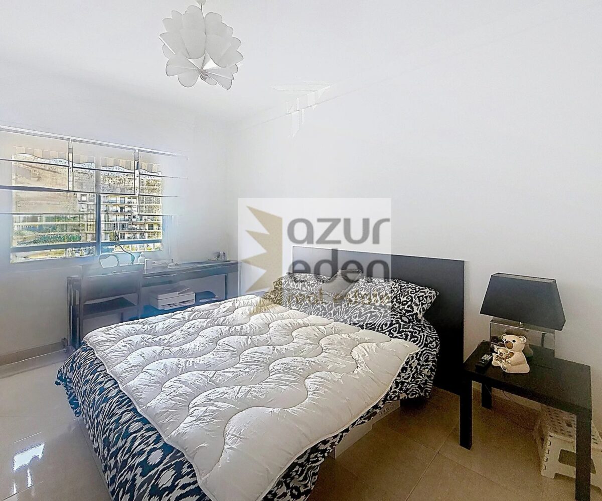 T2 etage eleve chambre