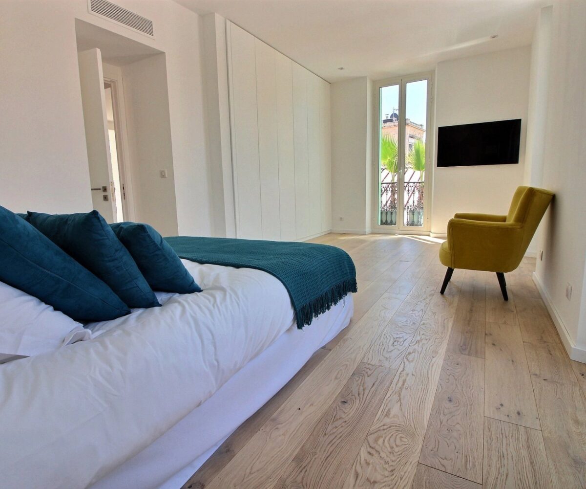 T3 Cannes PB Chambre dressing