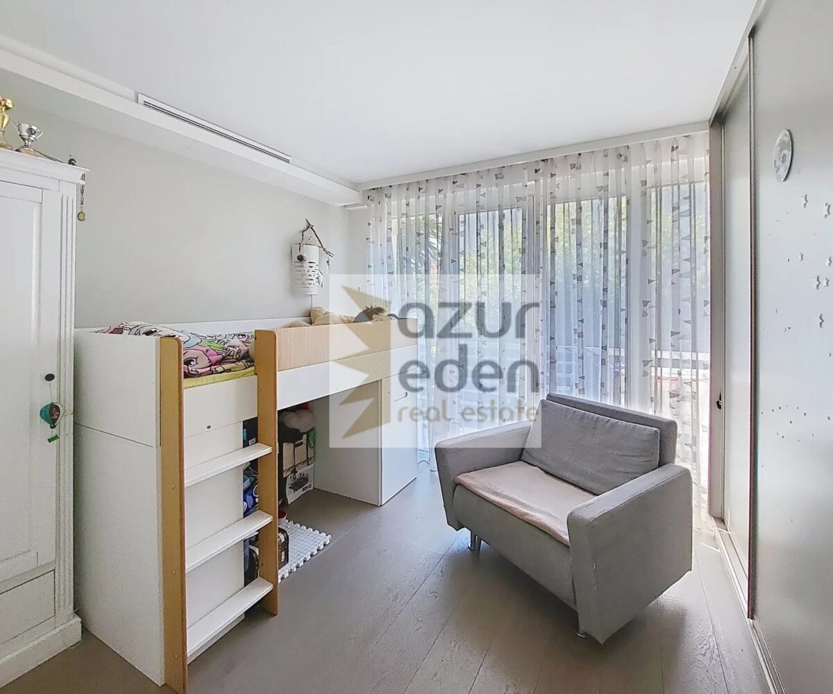 T6 Duplex RDJ Chambre enfant