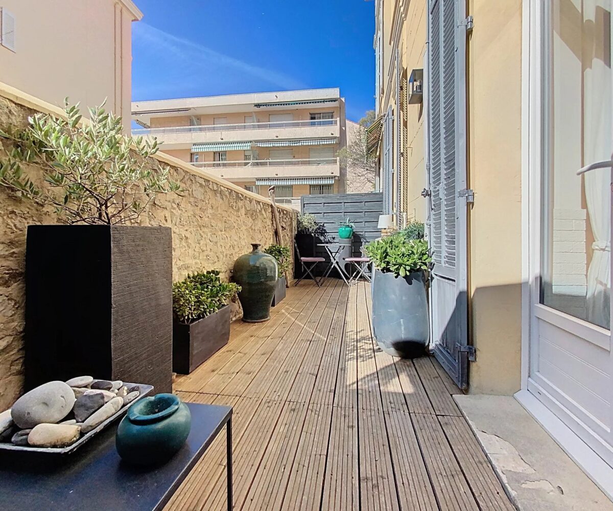 T3 Cannes Centre Terrasse