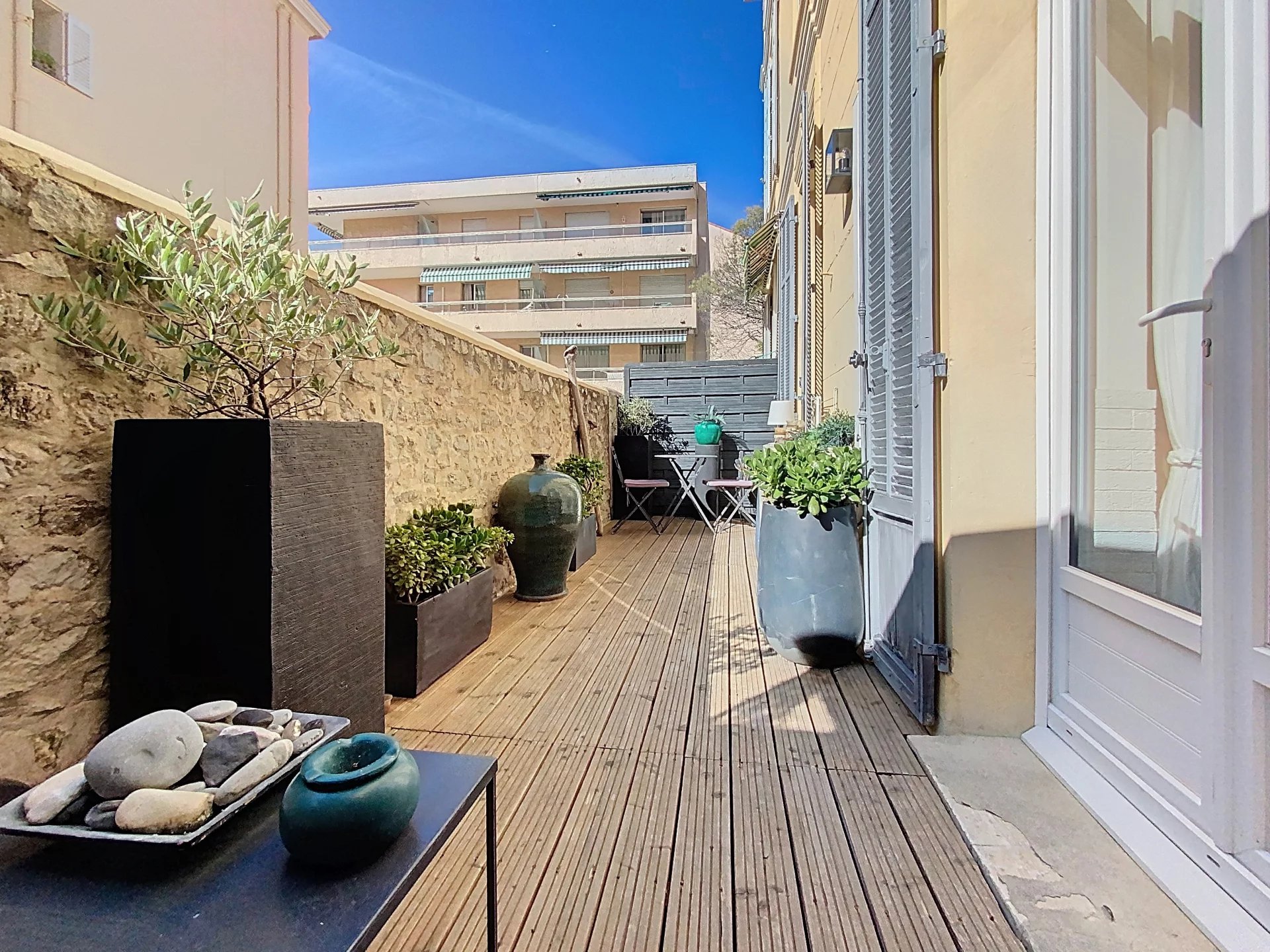 T3 Cannes Centre Terrasse