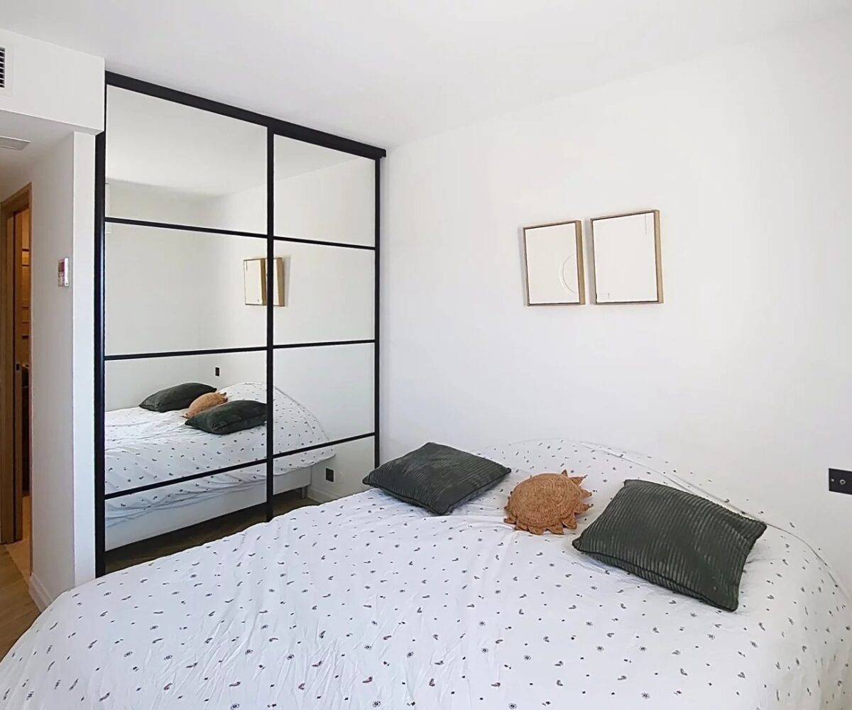 T3 Mouré Rouge Chambre placards