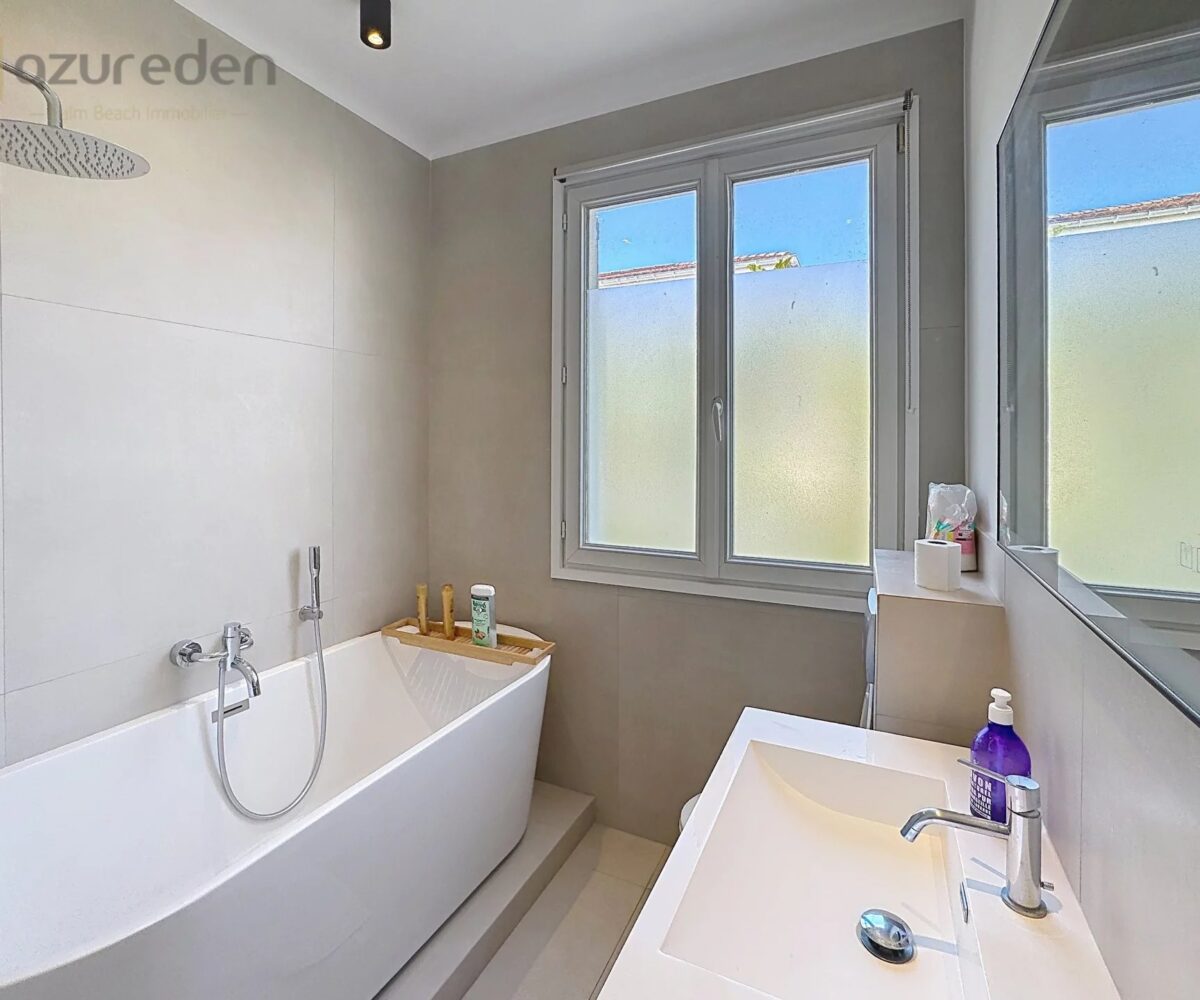 T4 Moure Rouge Salle de bain