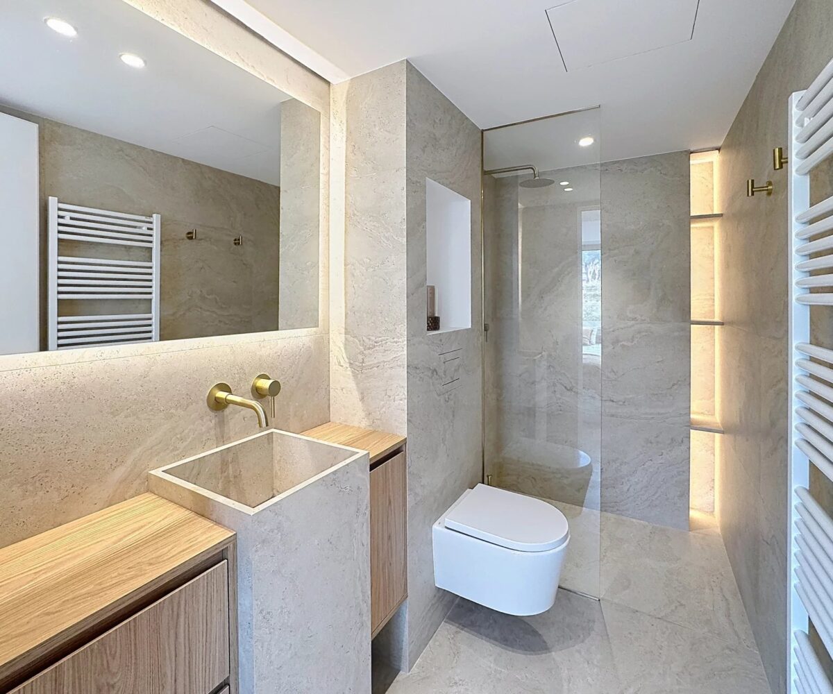 T4 Piscine Moure Rouge Salle d eau wc