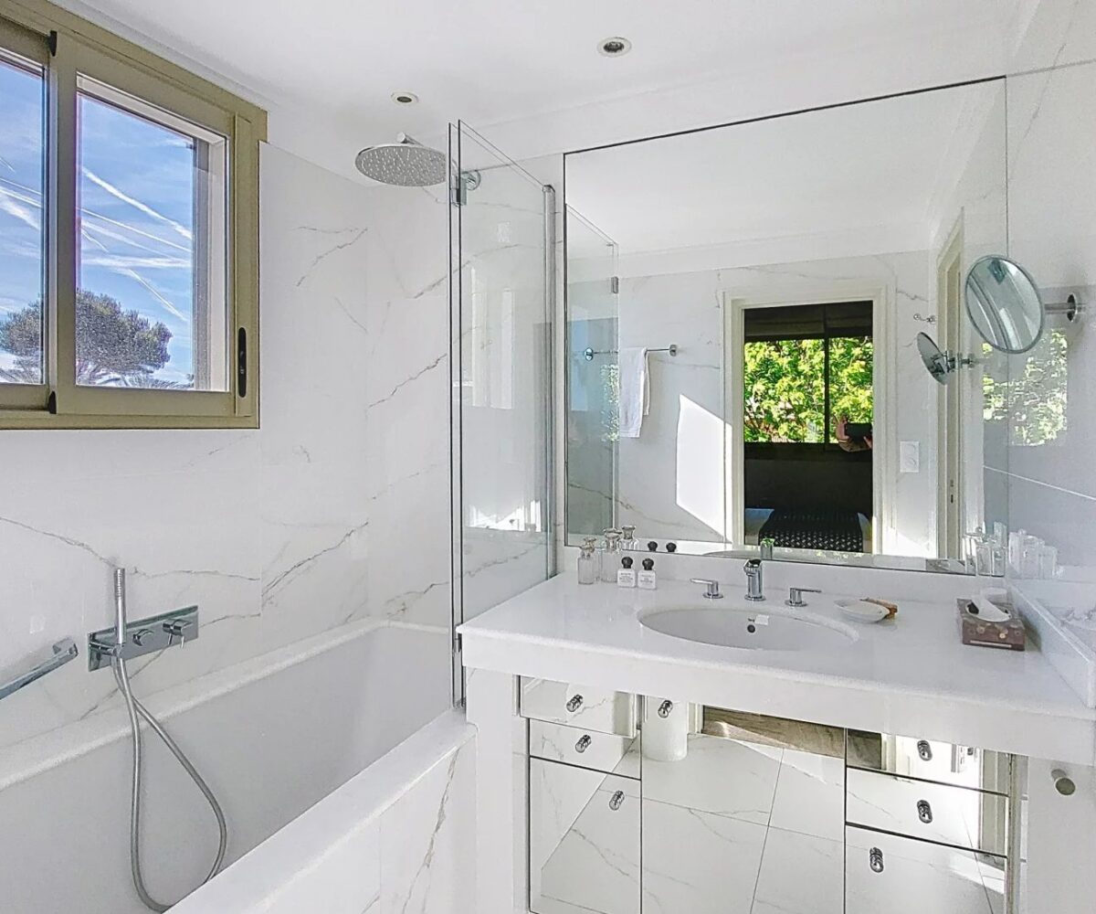 T4 Vue mer Salle de bain