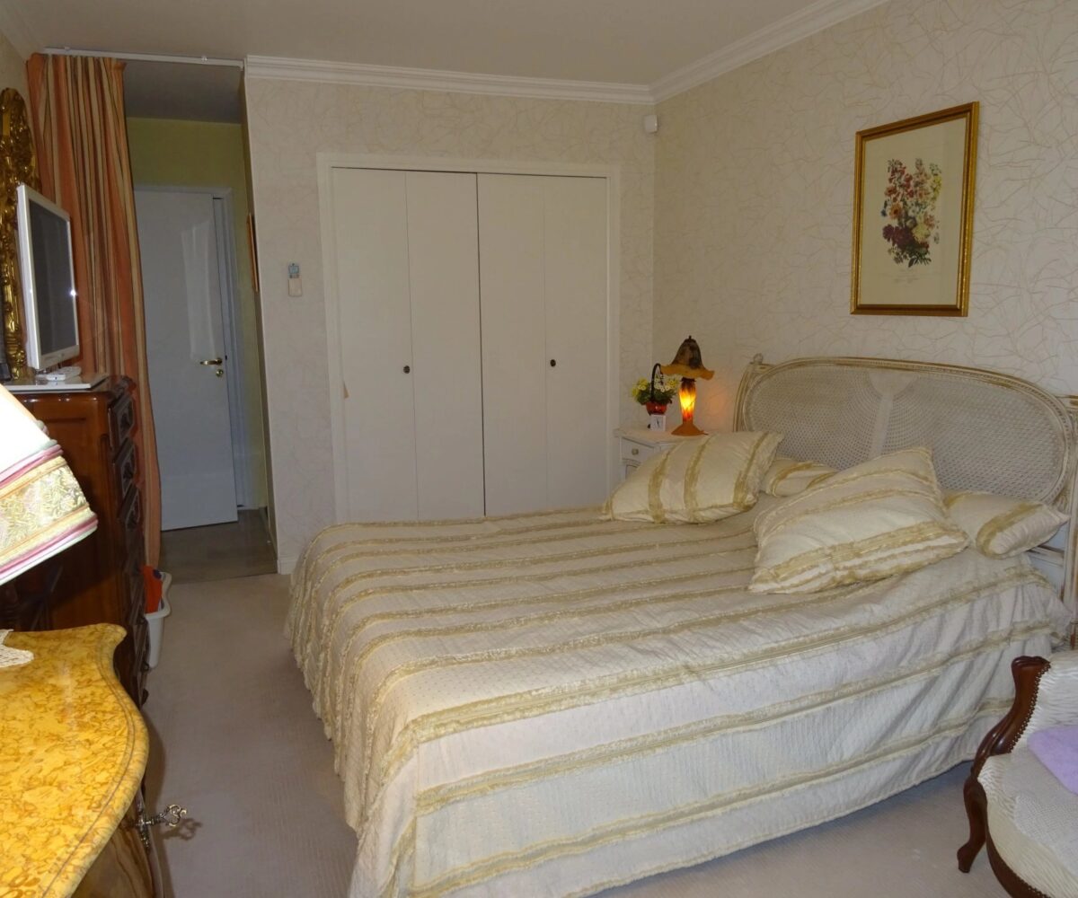 T3 dernier etage Chambre
