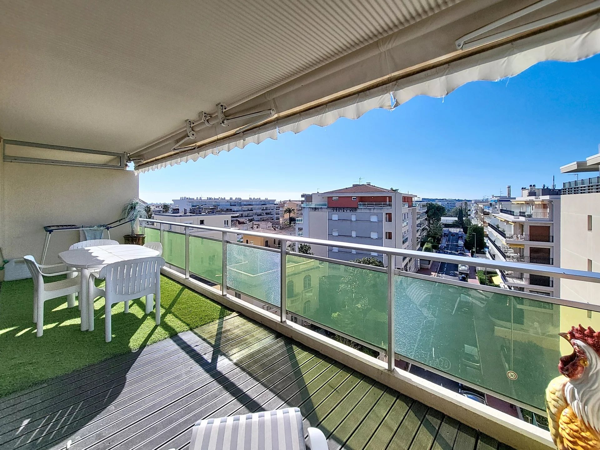T3 dernier etage Terrasse dinatoire
