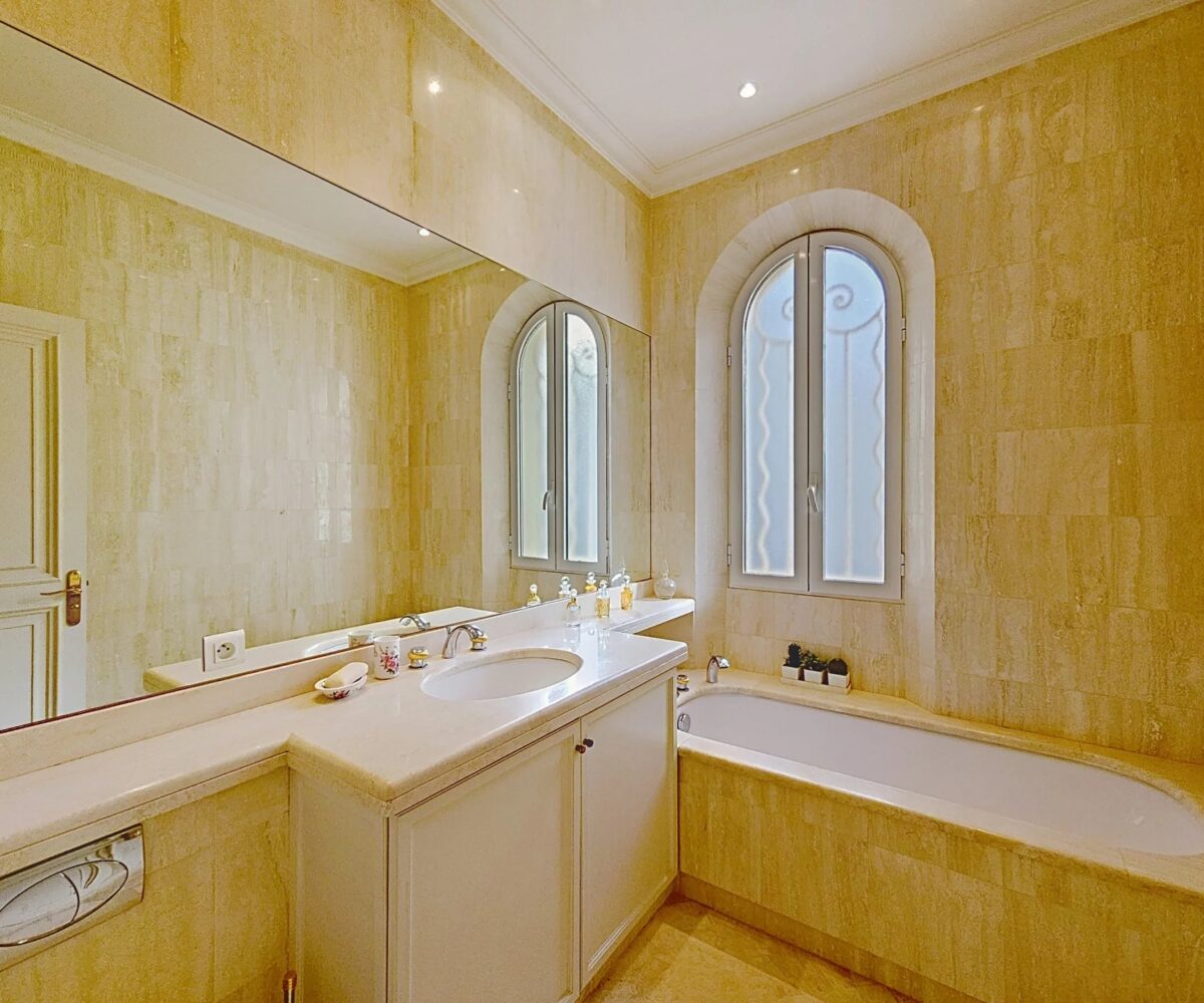 Maison Bourgeoise salle de bain