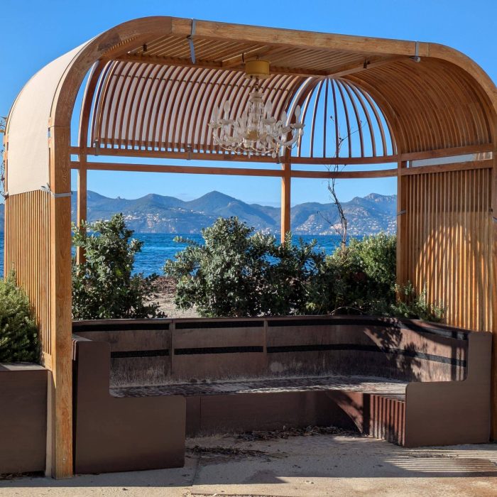 Cannes Pointe Palm Beach